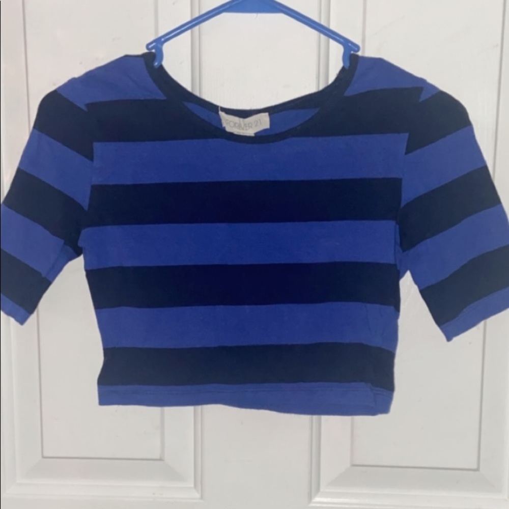 Forever 21 blue and black striped crop top‼️